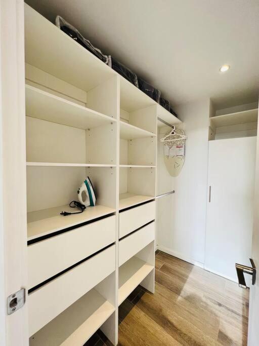 Apartamento 2 Habitaciones, Edificio Airali, Zona 10, Miradolo Guatemala City Ngoại thất bức ảnh